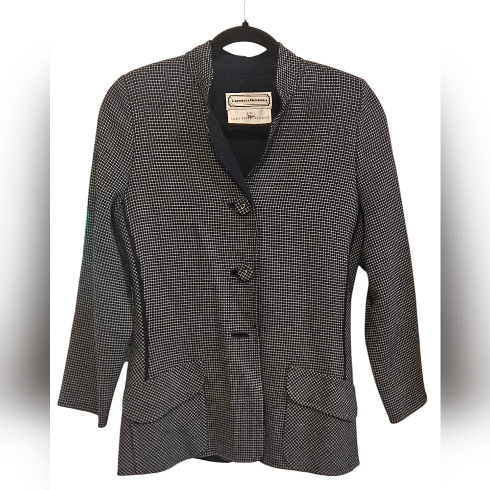 Vintage Carolina Herrera circa 1990 Wool and Silk blazer Size 6